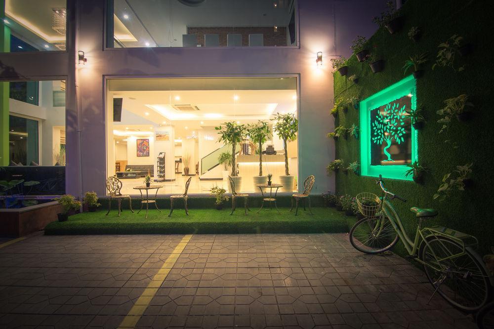 Colina Sky Hotel Phnompenh Exteriér fotografie