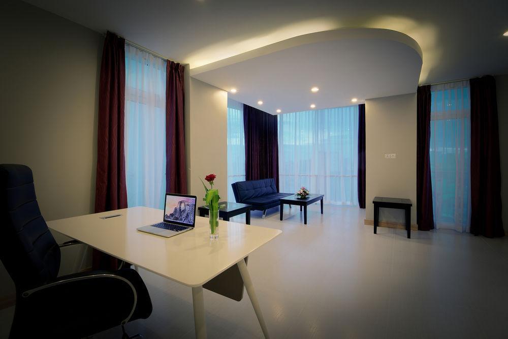 Colina Sky Hotel Phnompenh Exteriér fotografie