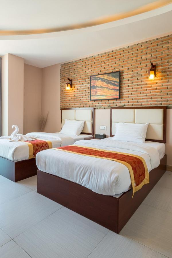 Colina Sky Hotel Phnompenh Exteriér fotografie
